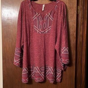 Large, loose and comfortable, monoreno ladies top